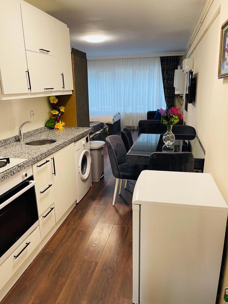 Aymira Suite Hotel Istanbul Room photo