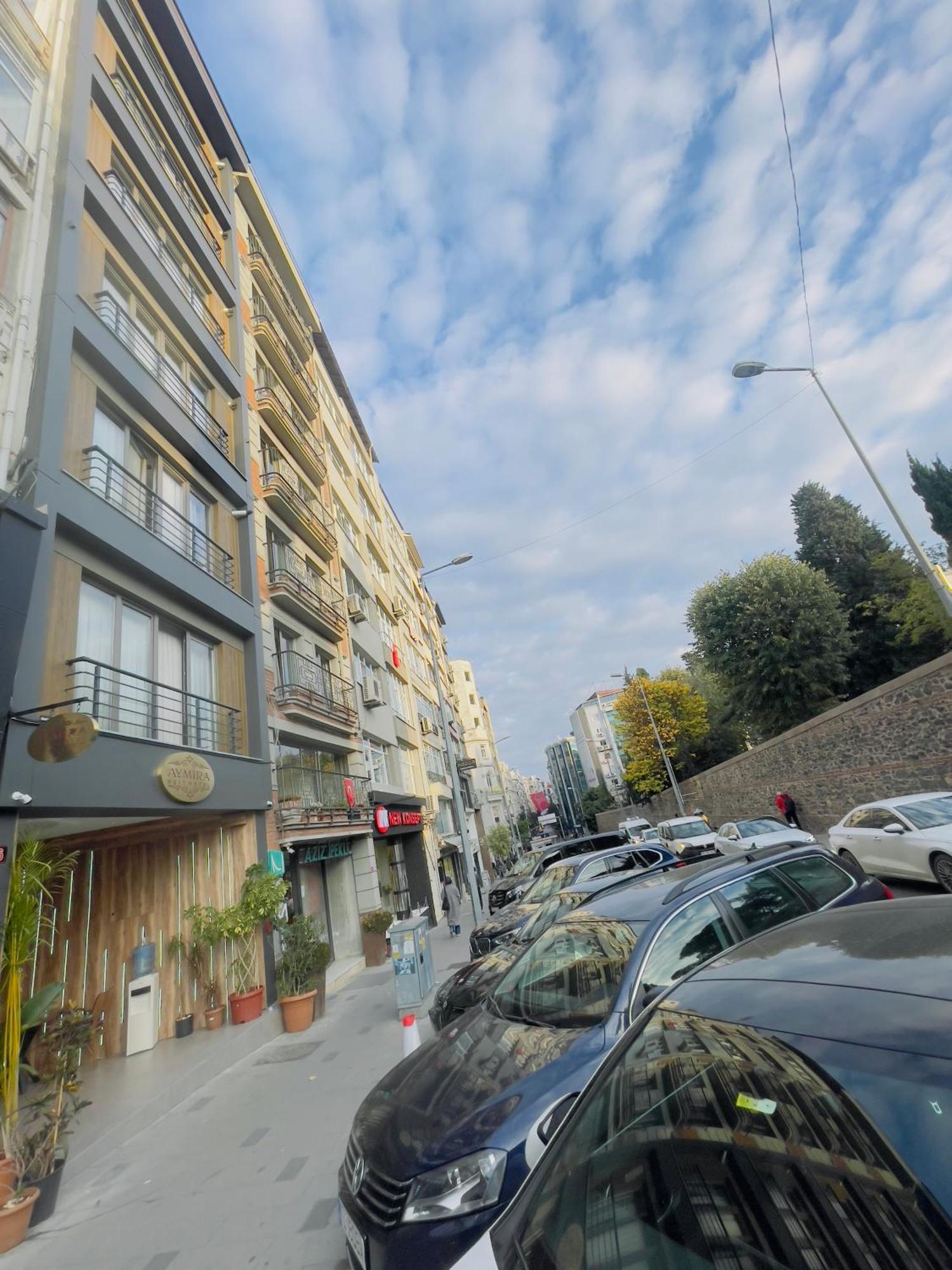 Aymira Suite Hotel Istanbul Exterior photo